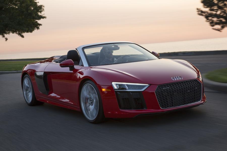 Audi R8 Spyder V10 2017 года  (NA) (фото 1 из 51)
